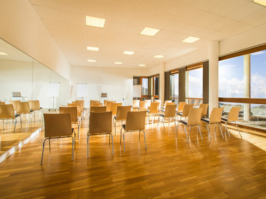 Bright seminar room in seminar hotel Liebmann